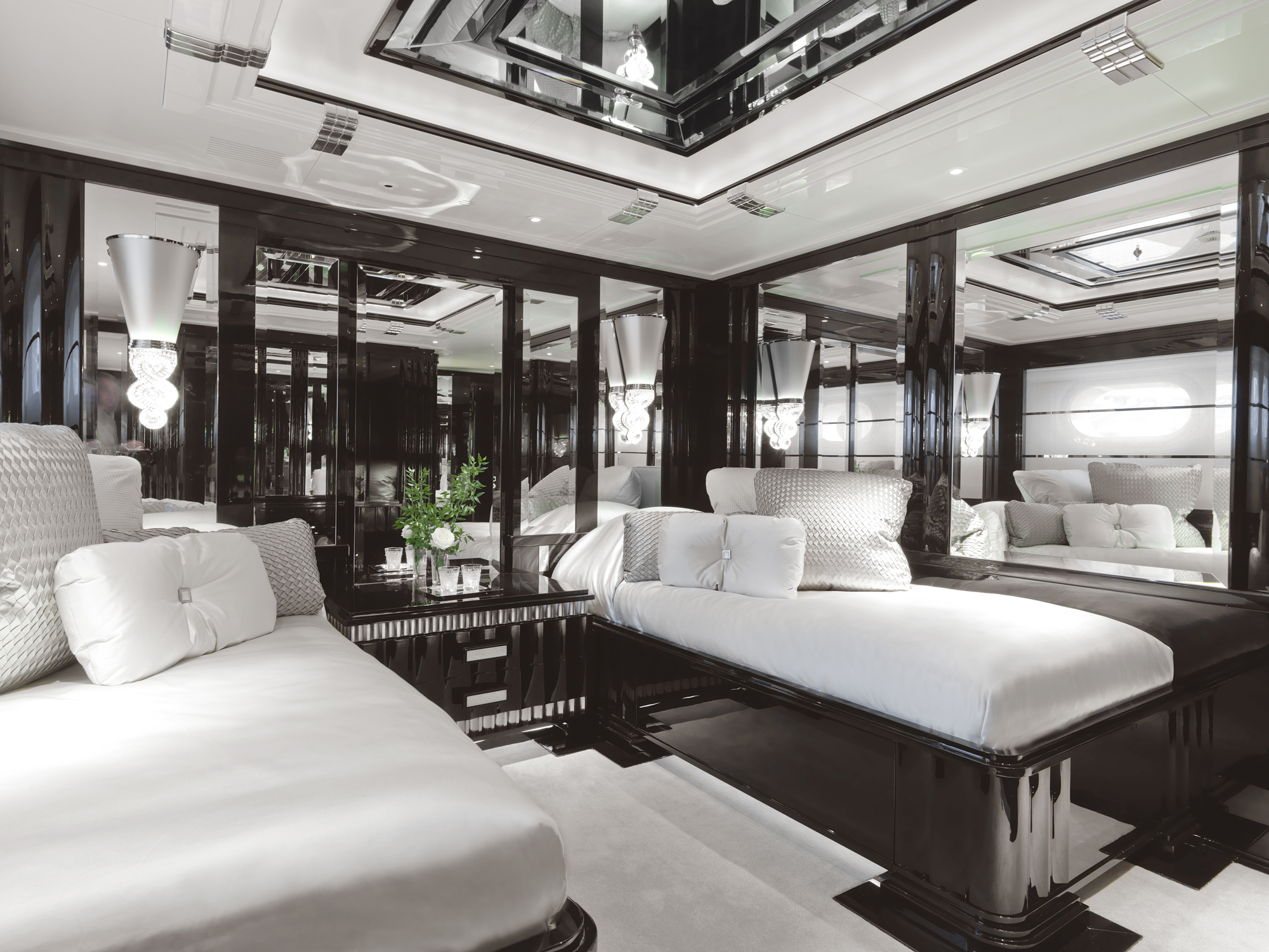 Twin cabin 00002.jpg