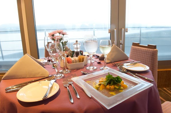 VARIETY_VOYAGER_Dining_image.jpg