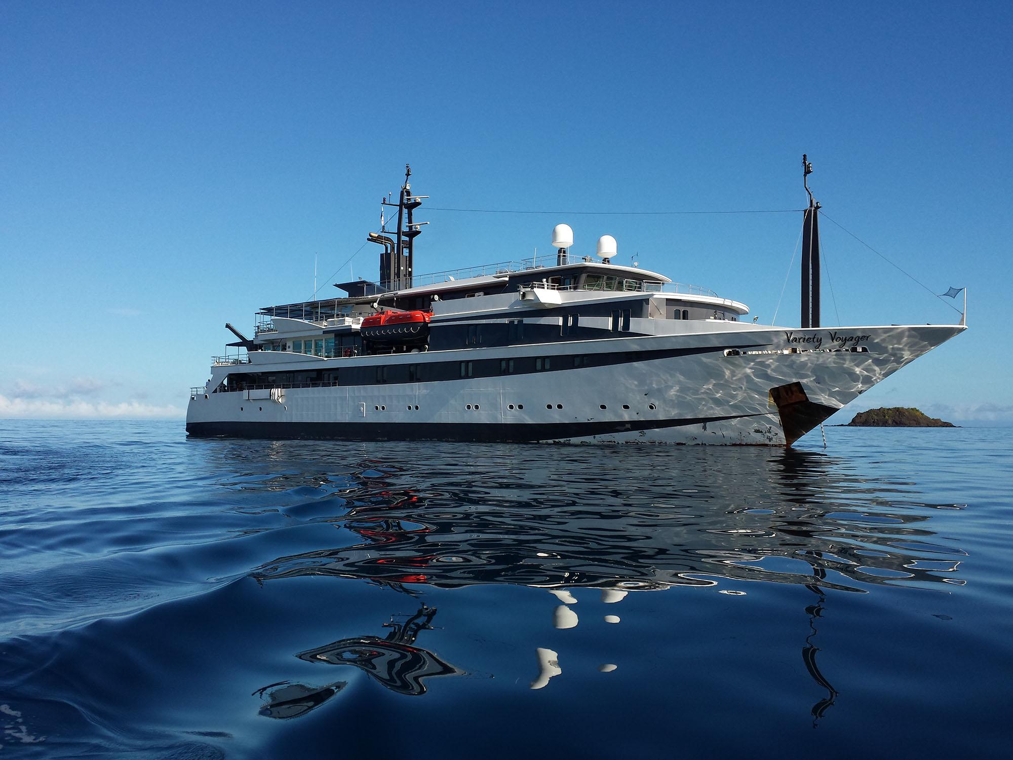 VARIETY_VOYAGER_underway.jpg
