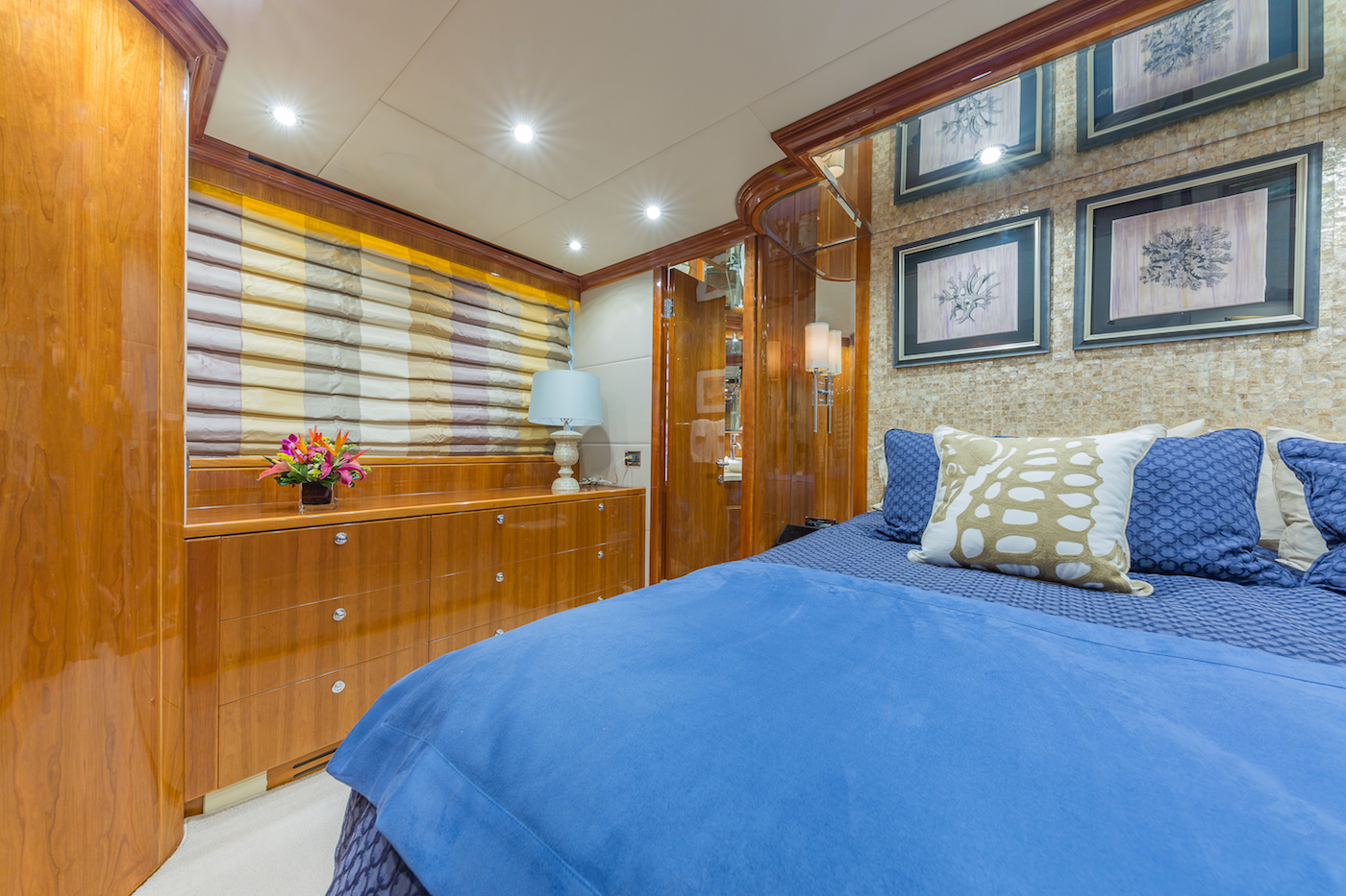 VIP cabin detail.jpg