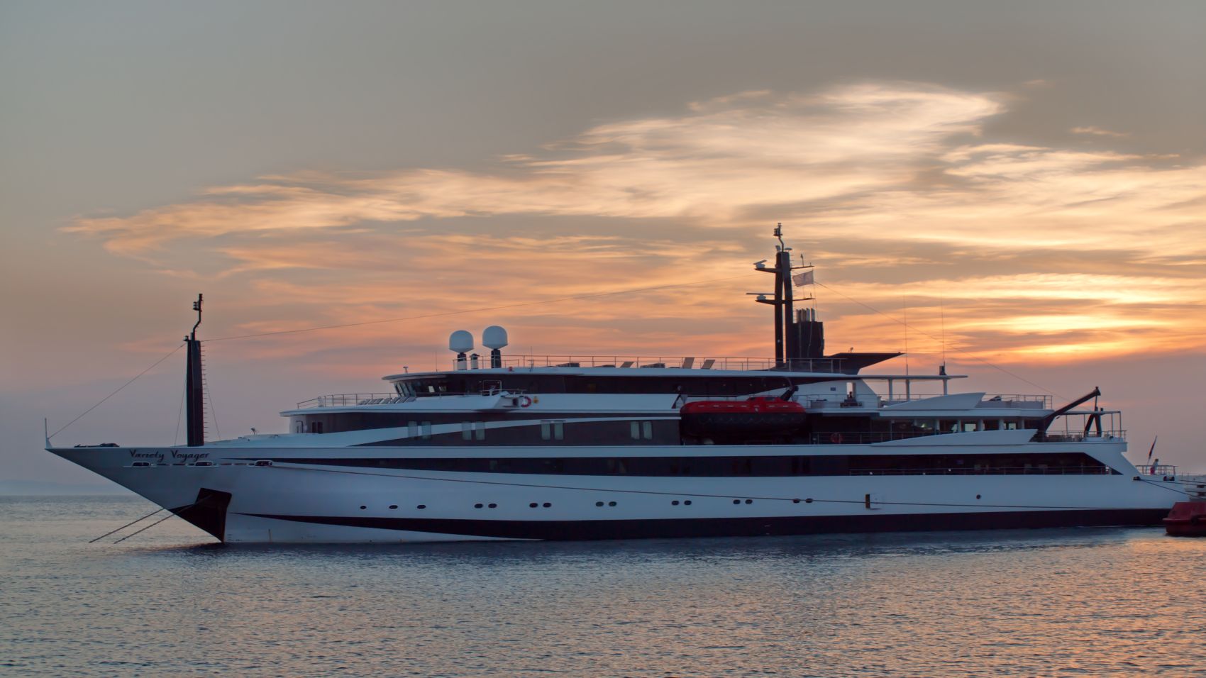 Voyager_Sunset.jpg