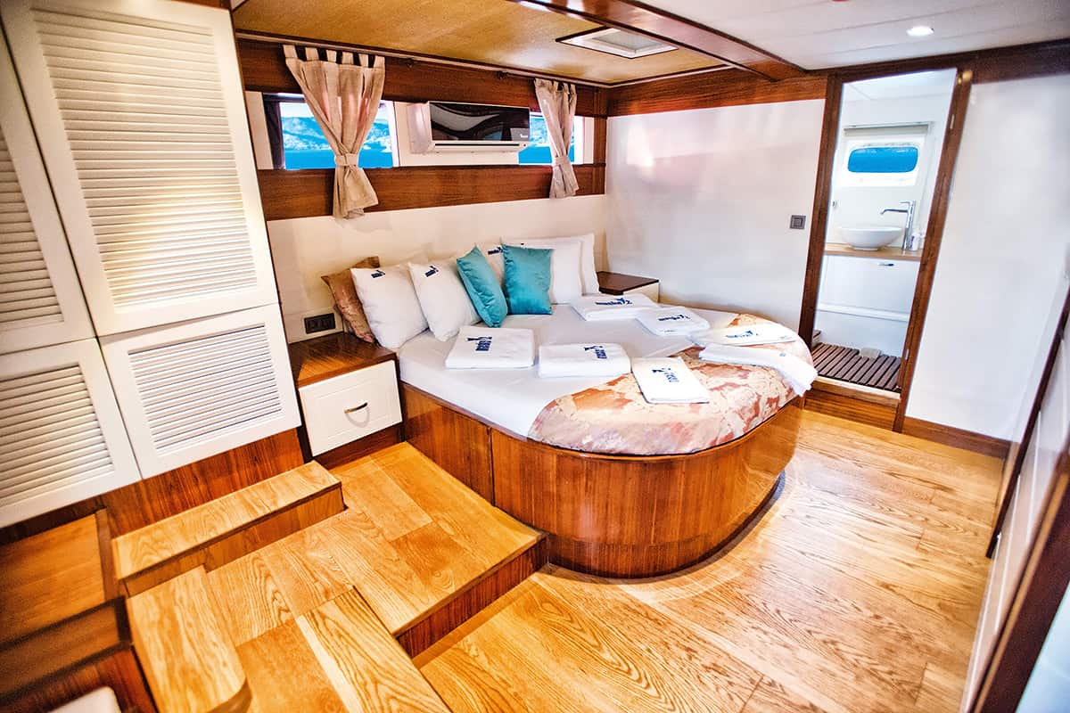 Yasemin guest cabin.jpg