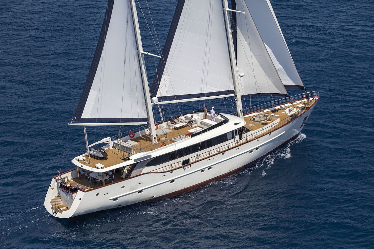 aerial charter yacht Navilux.jpg