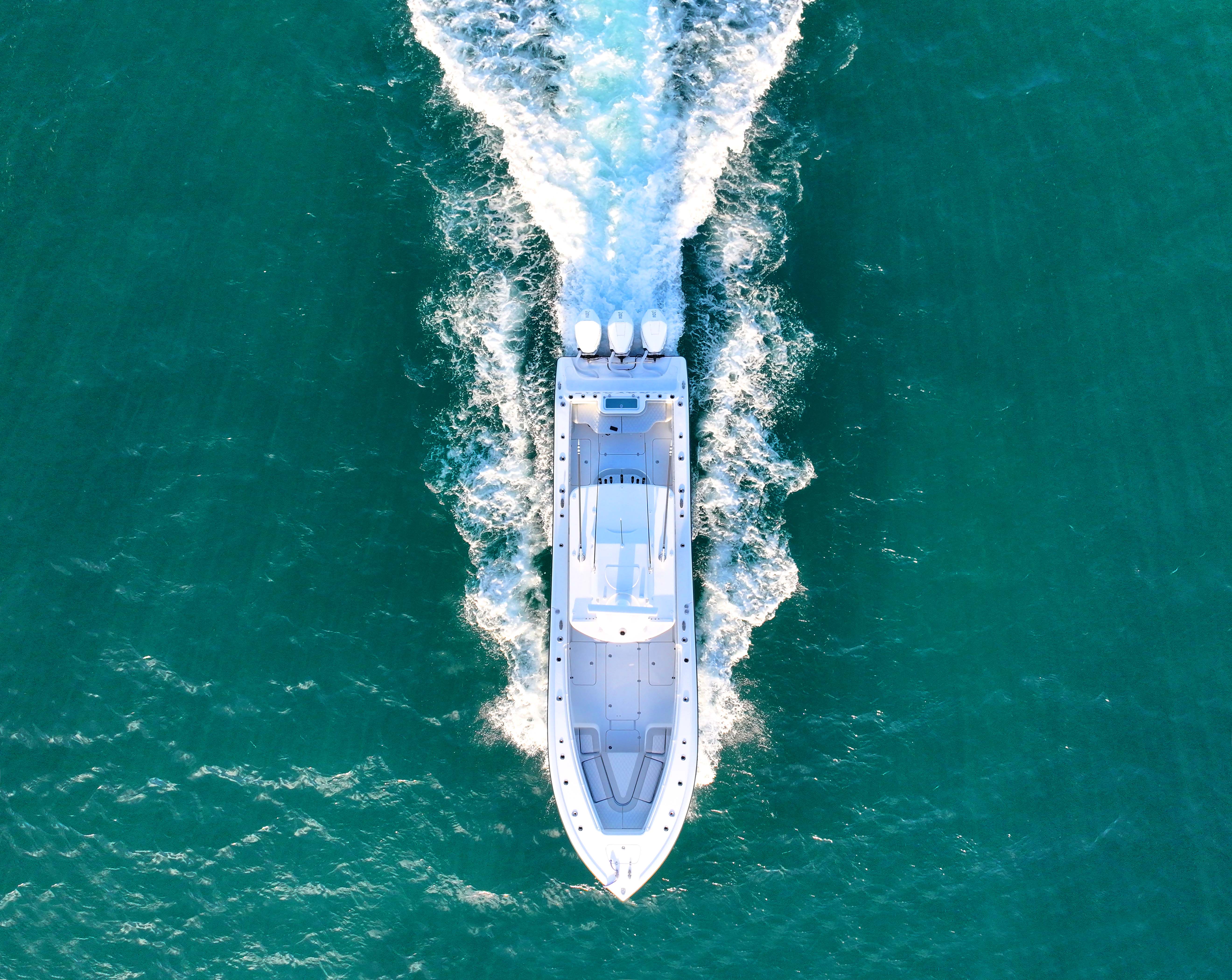 aerial vew of tender running.jpg