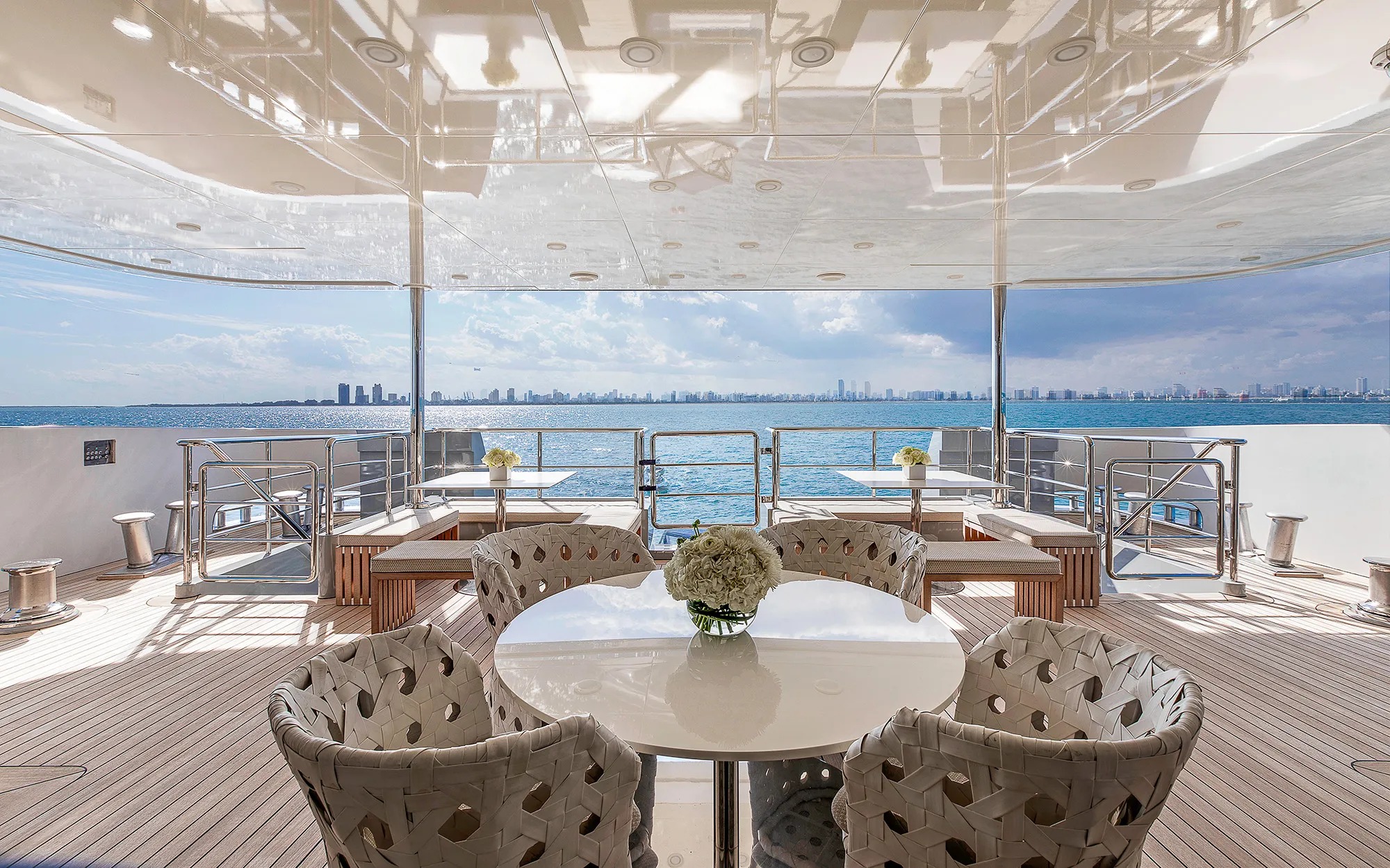 alfresco dining table.jpg