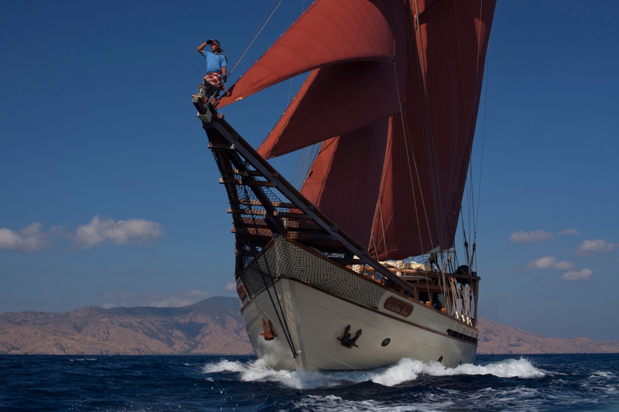 bow of SI DATU BUA.jpg