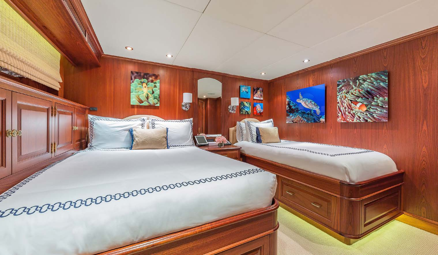 cabin con double and single bed.png