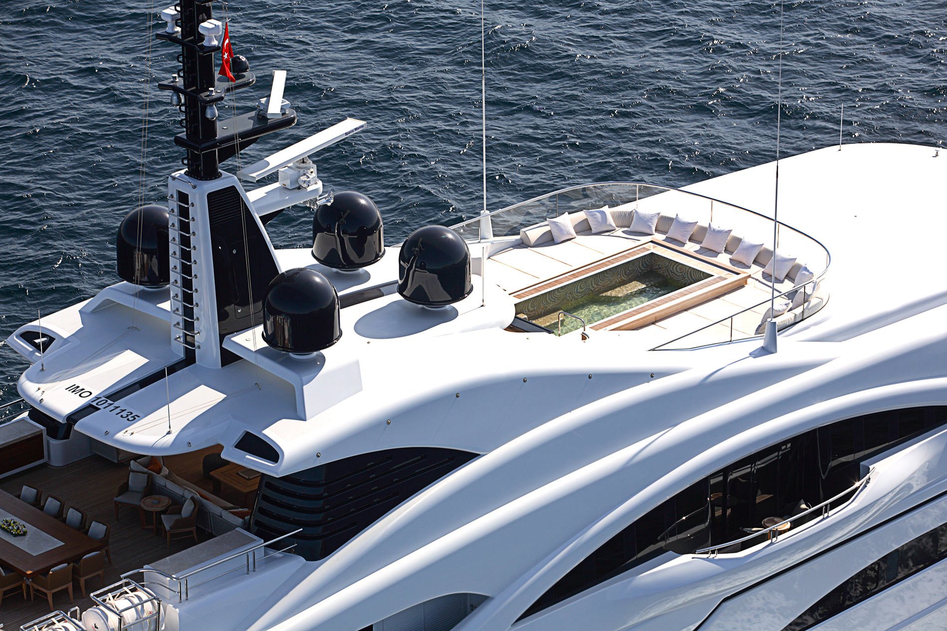 decks on VICKY.jpg