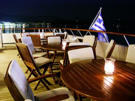 dining by night.jpg