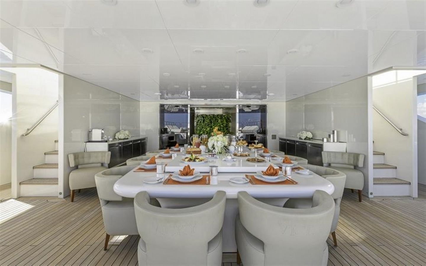 dining room.jpg