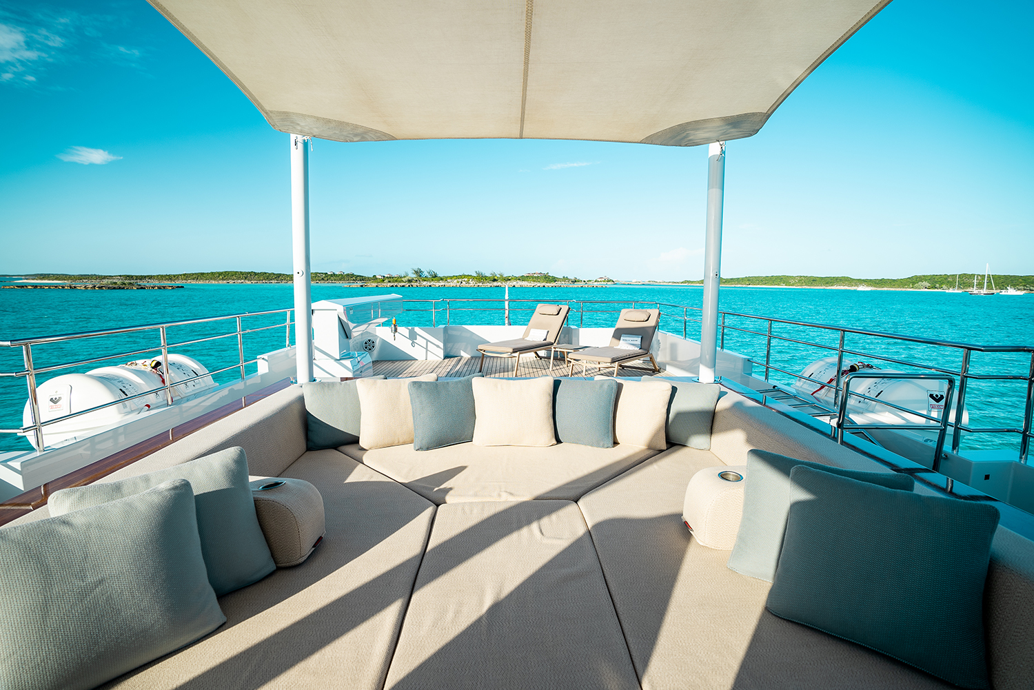 flybridge sunbathing.jpg