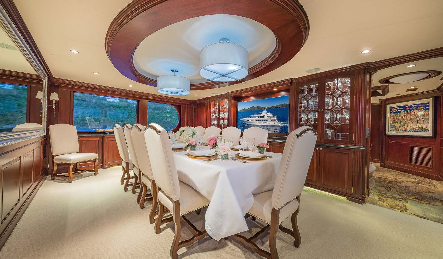 formal dining area.png