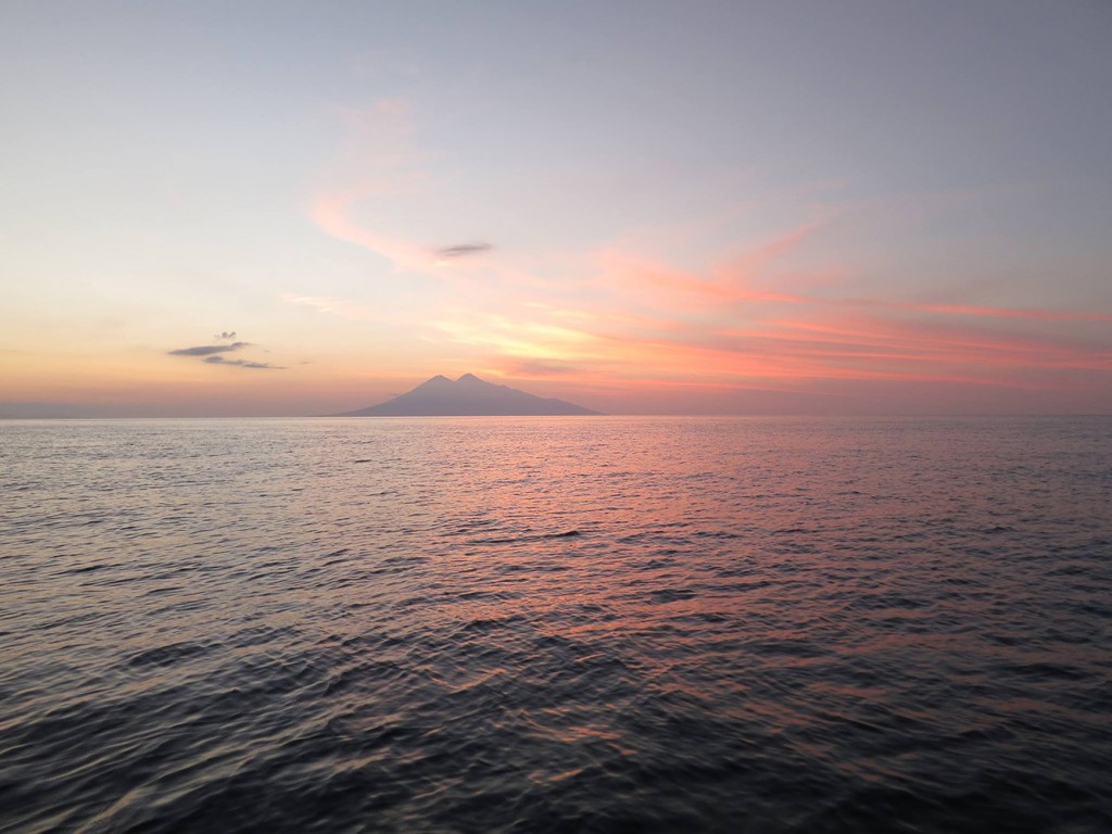 island sunset.jpg