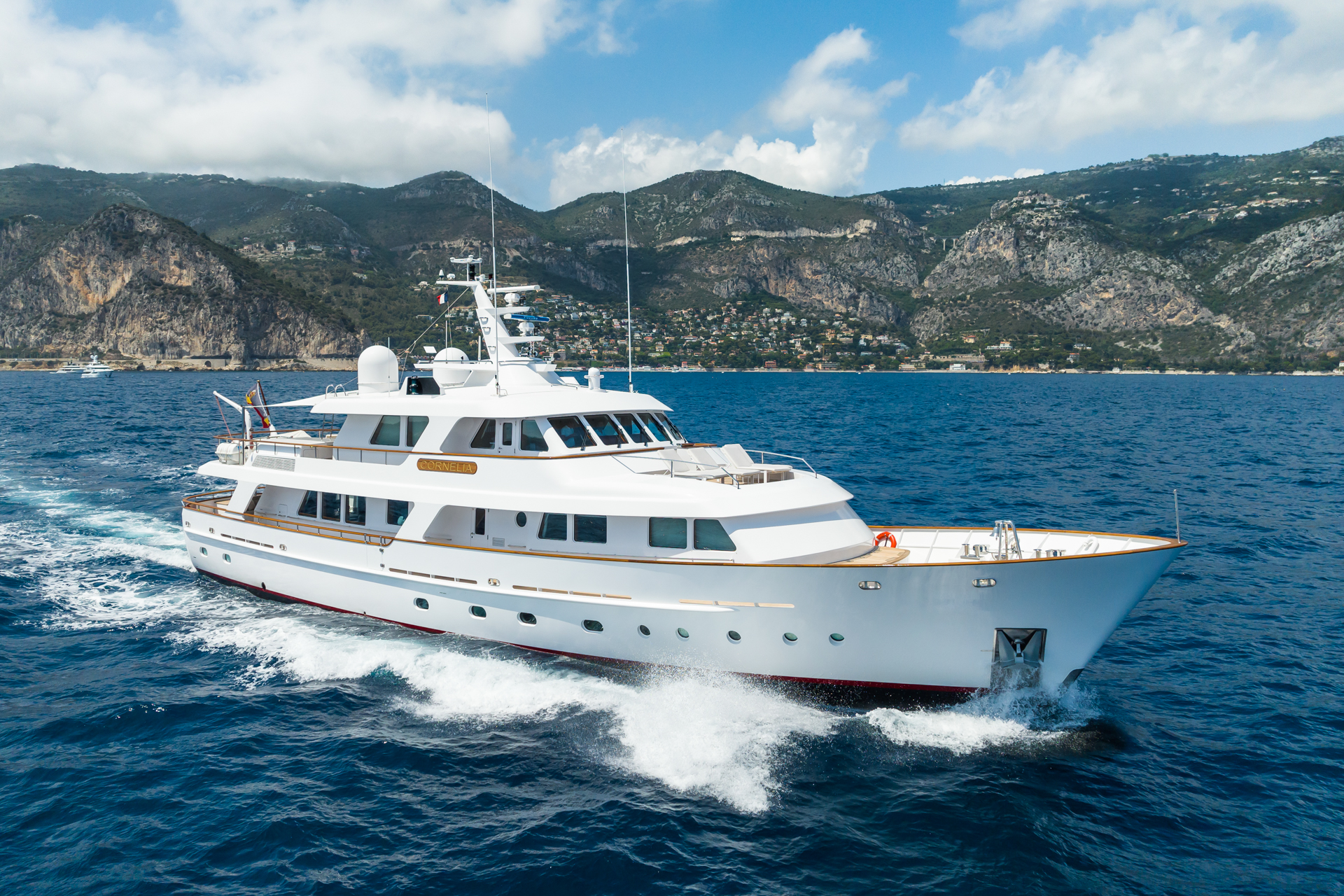 luxury yacht CORNELIA.jpg