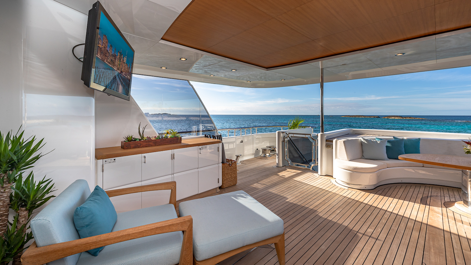 main deck - aft.jpg