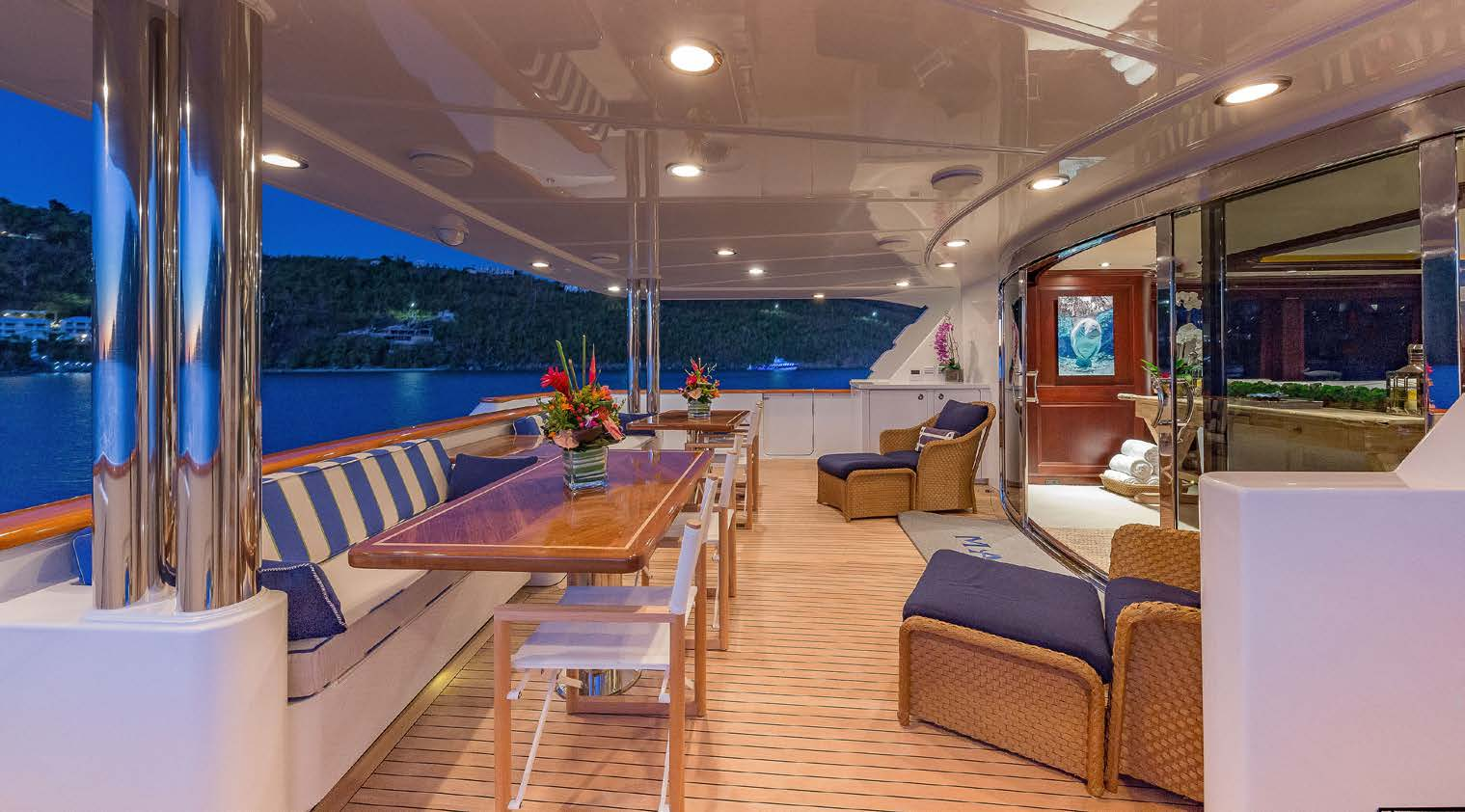 main deck exterior dining .png