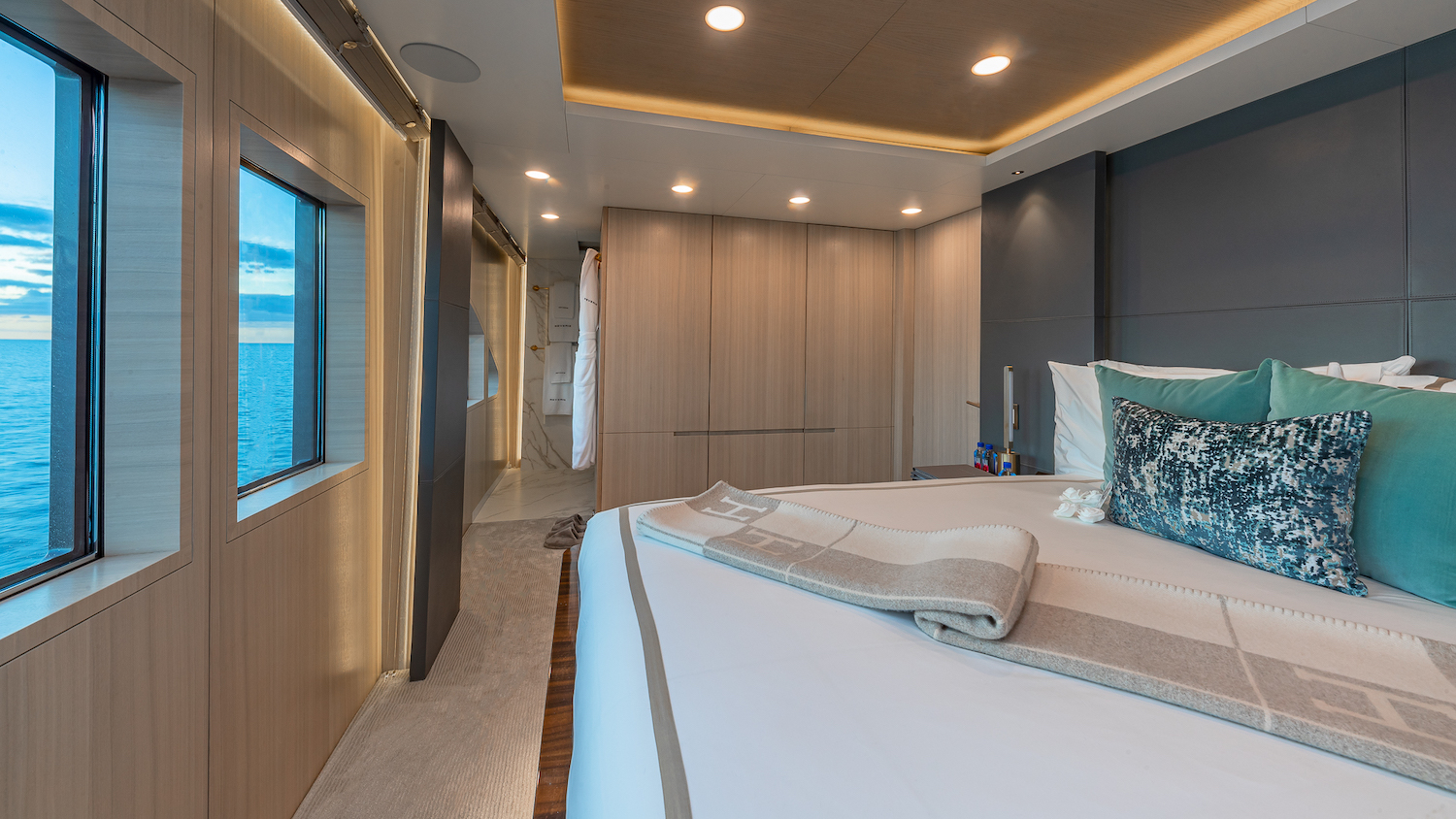 main deck guest suite detail.jpg