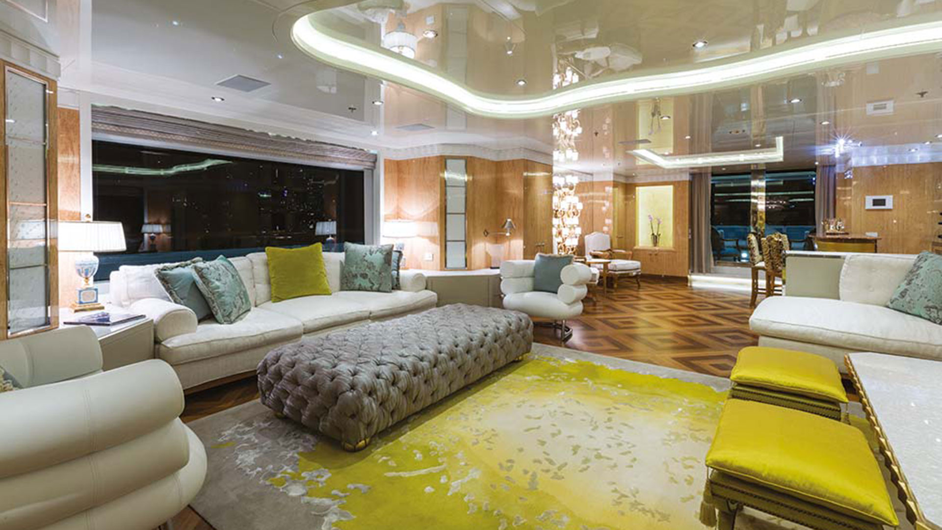 main deck salon.jpg