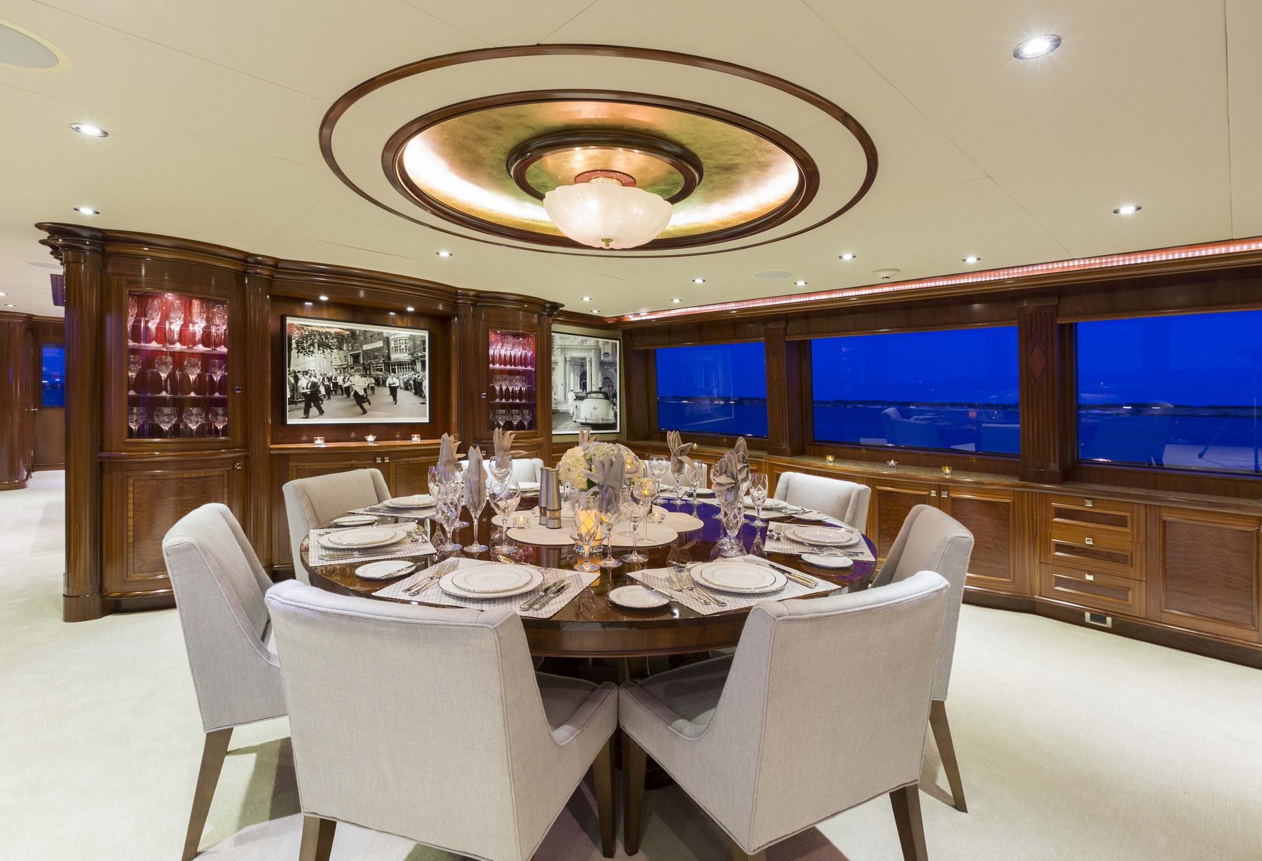 main-salon-dining.jpg