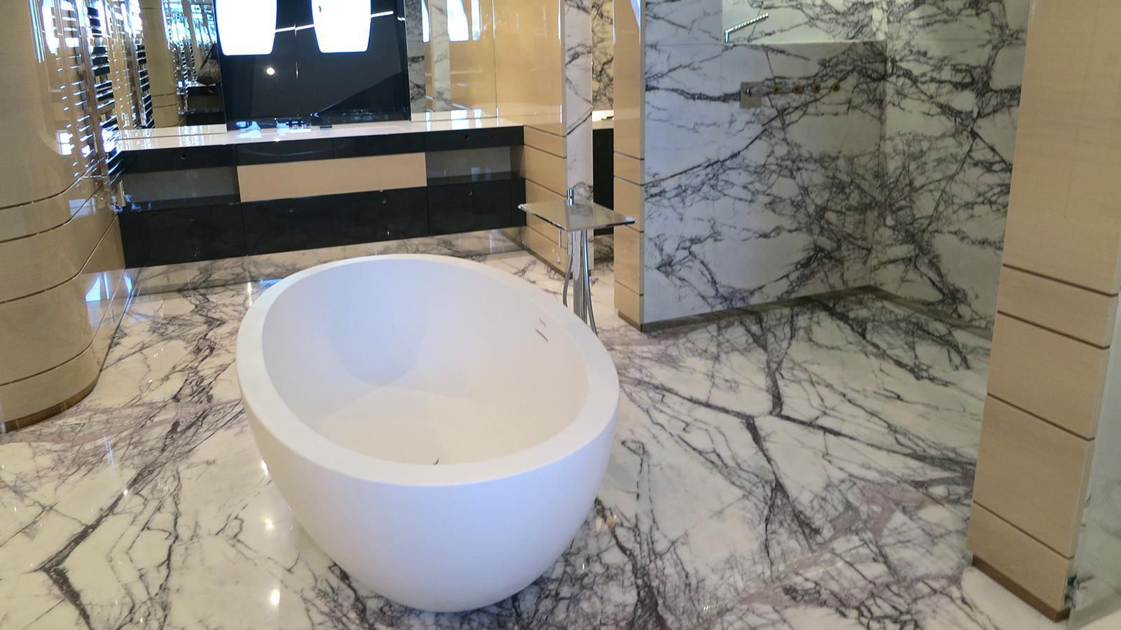 master bathroom. .jpg