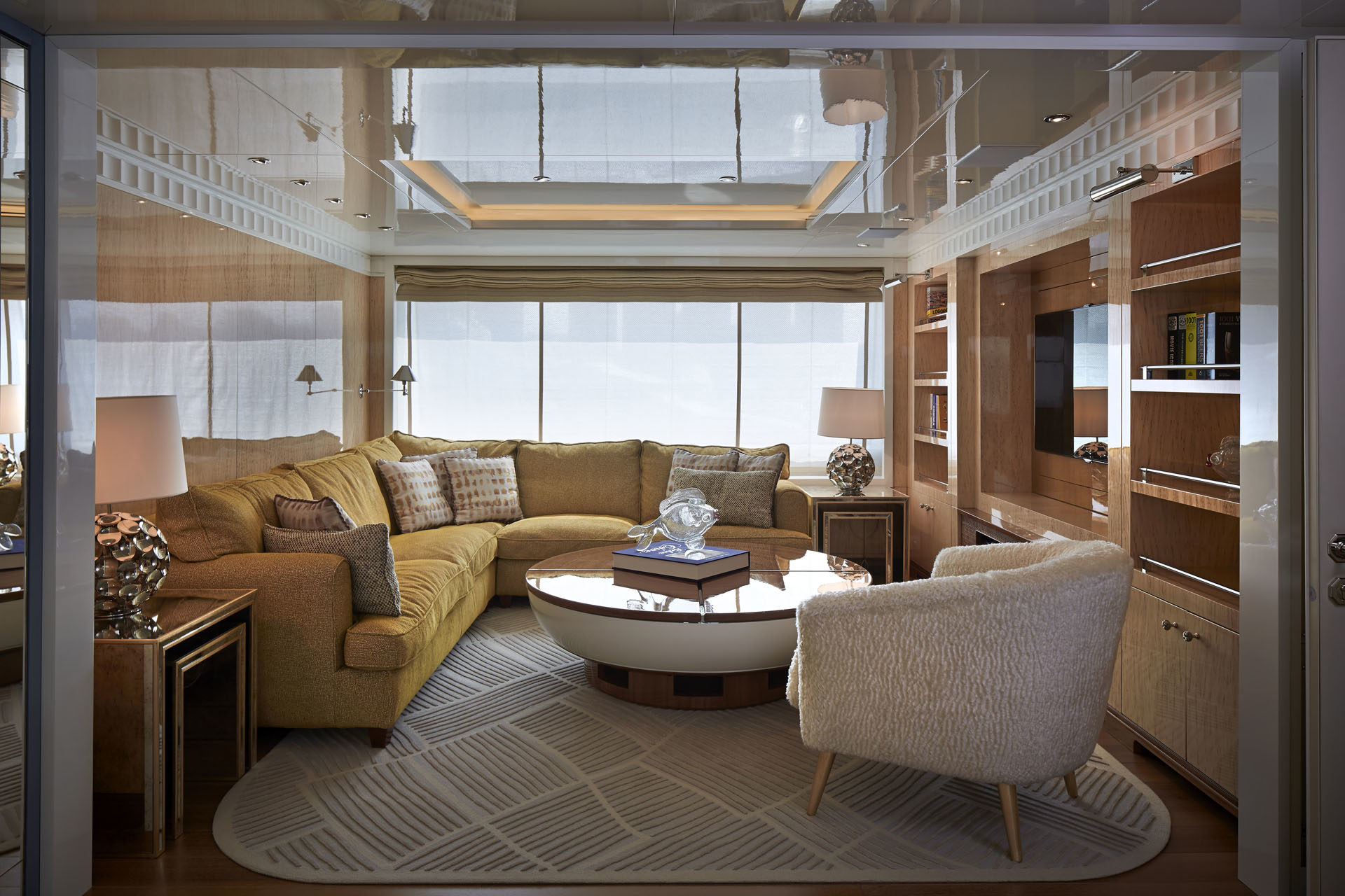master lounge.jpg