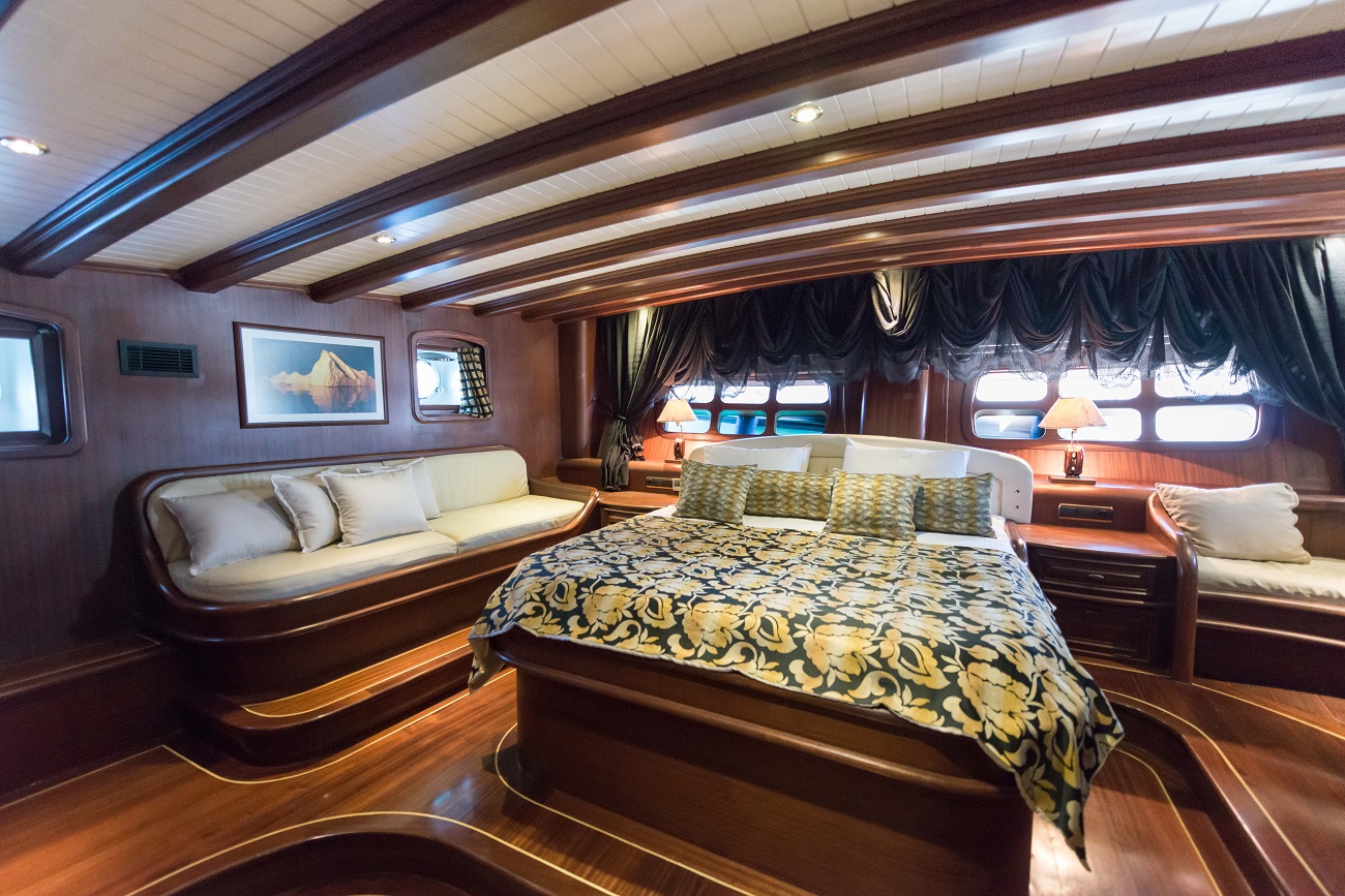 master suite. .jpg