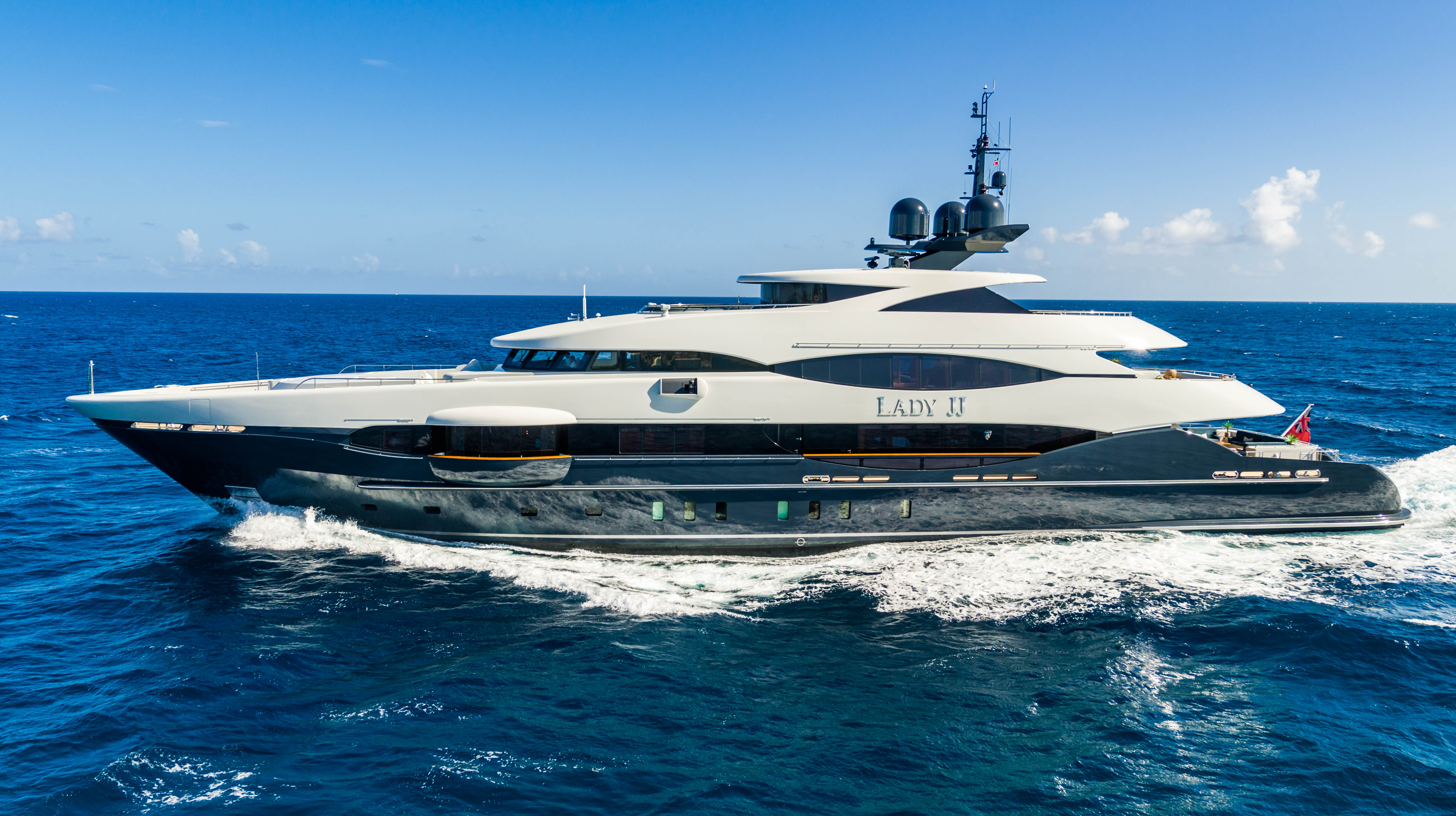 motor yacht Lady JJ.jpg