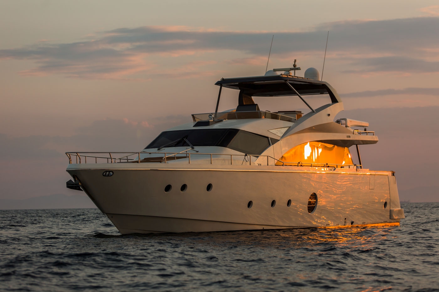 motor yacht ULISSE.jpg