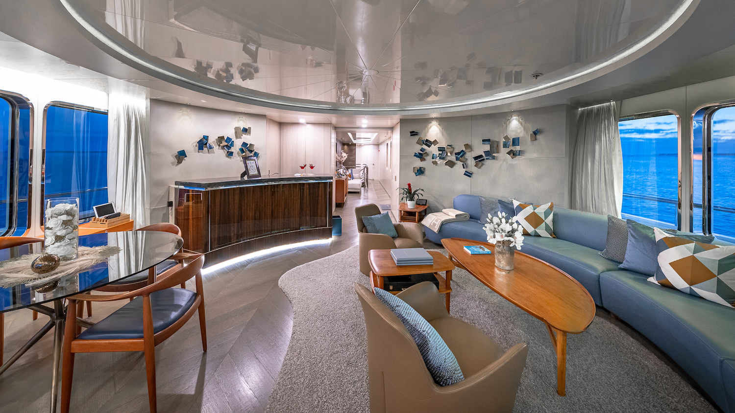 sky lounge  .jpg