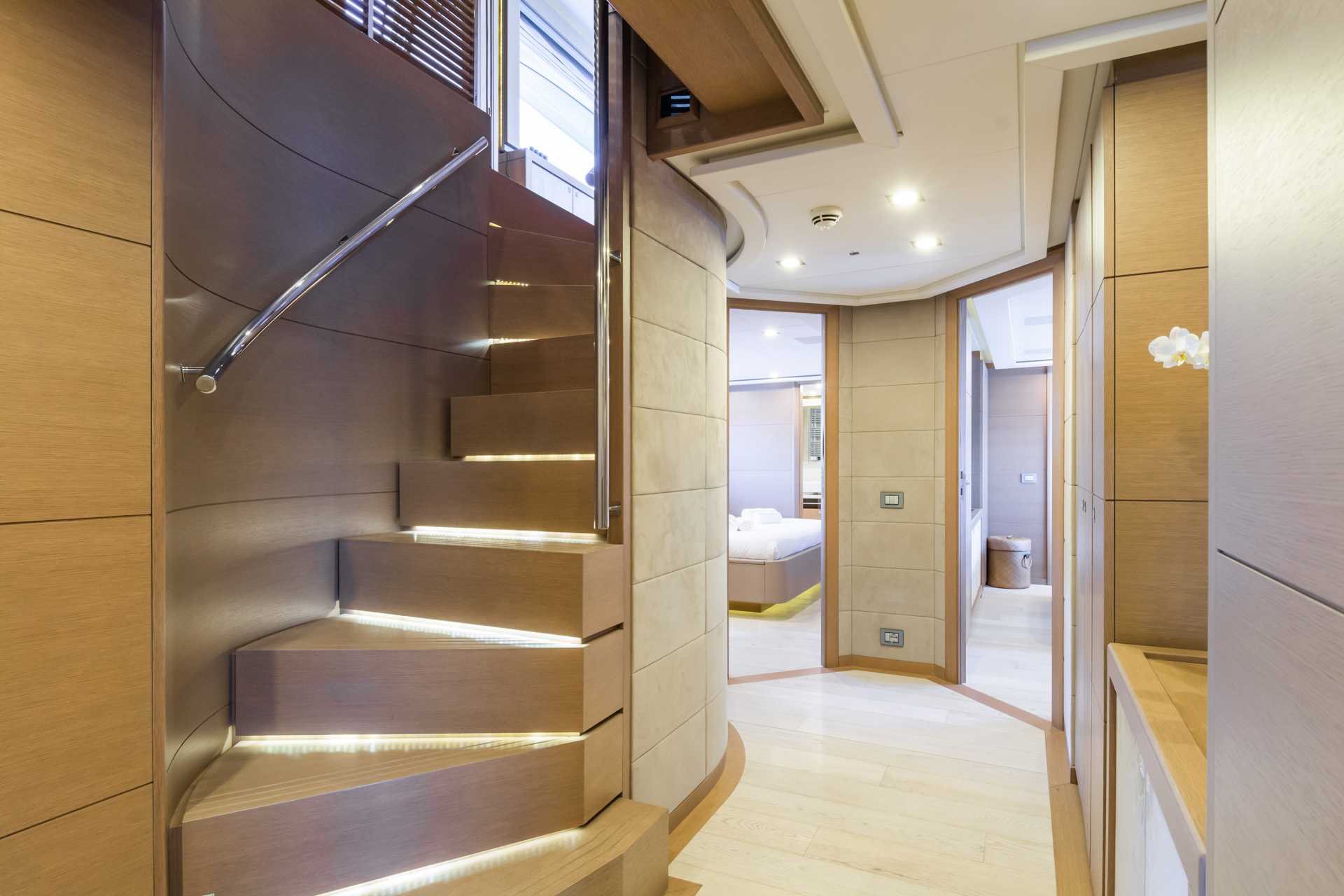 stairwell to below deck accommodation.jpg