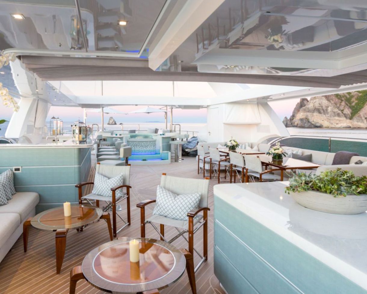 sundeck with alfresco dining and jacuzzi.jpg