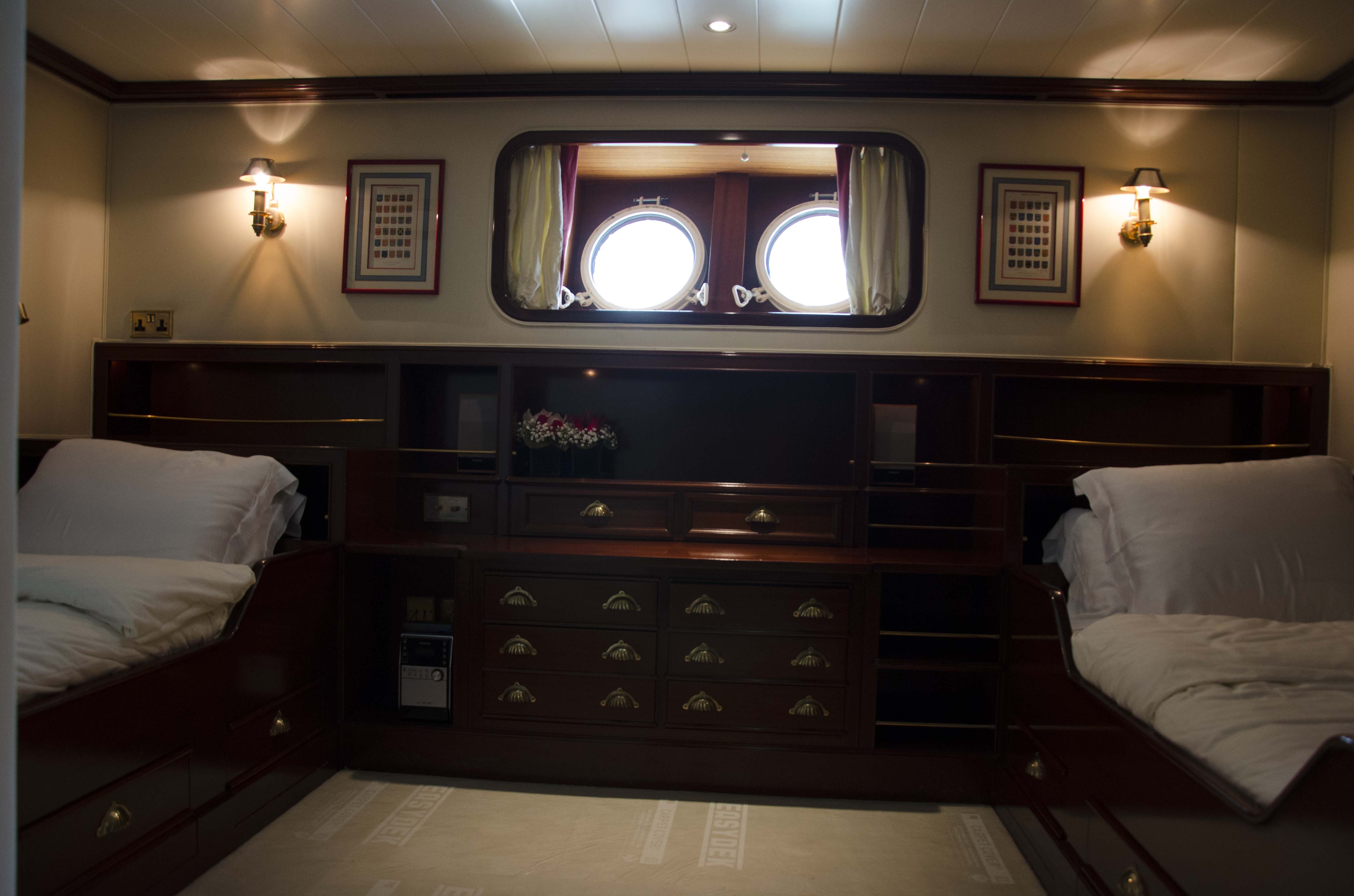 twin cabin.jpg