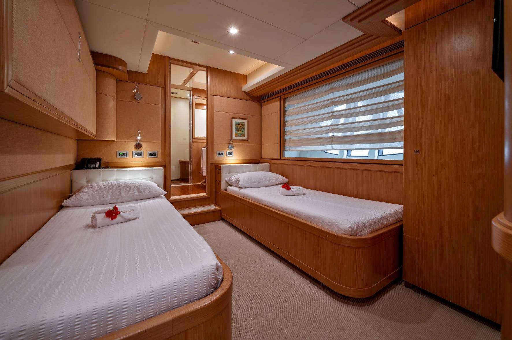 twin guest cabin .jpg