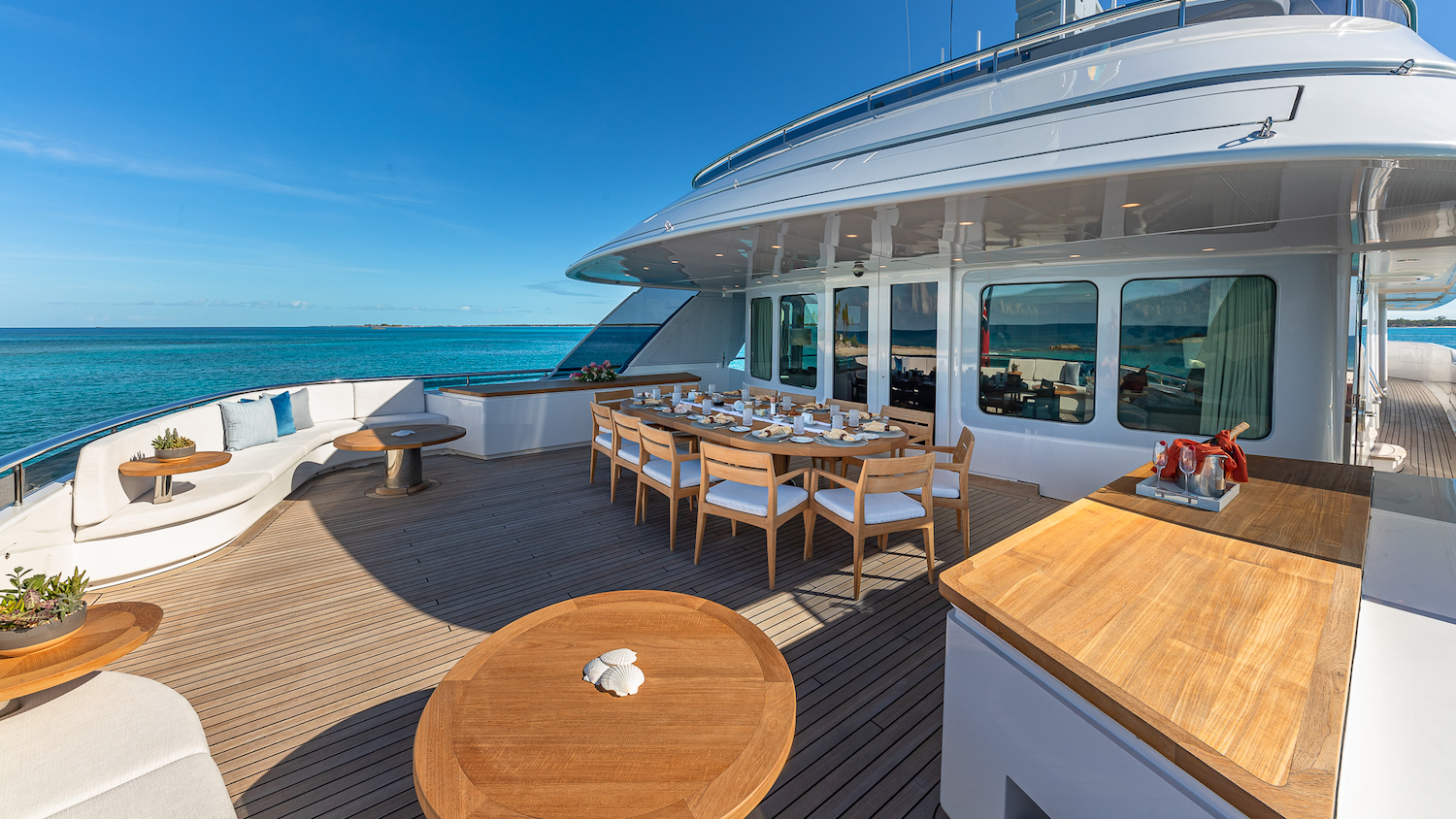 upper deck exterior dining and seating .jpg