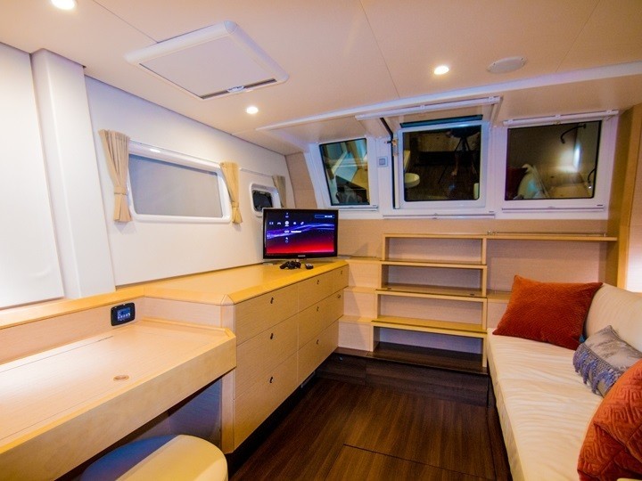 [18m-Yacht-LADY-KATLO]-8770-111.jpg