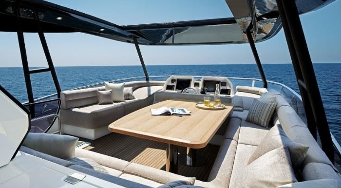 [21m-Yacht-ESMERALDA-OF-LONDON]-8347-80.jpg