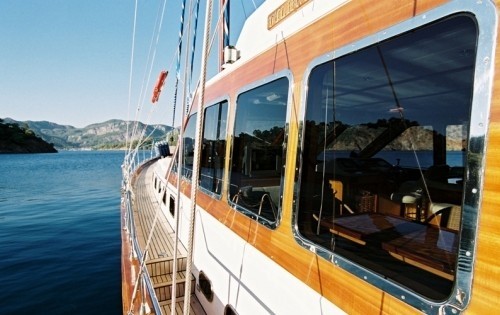 [21m-Yacht-SERENITY-70]-8464-100.jpg