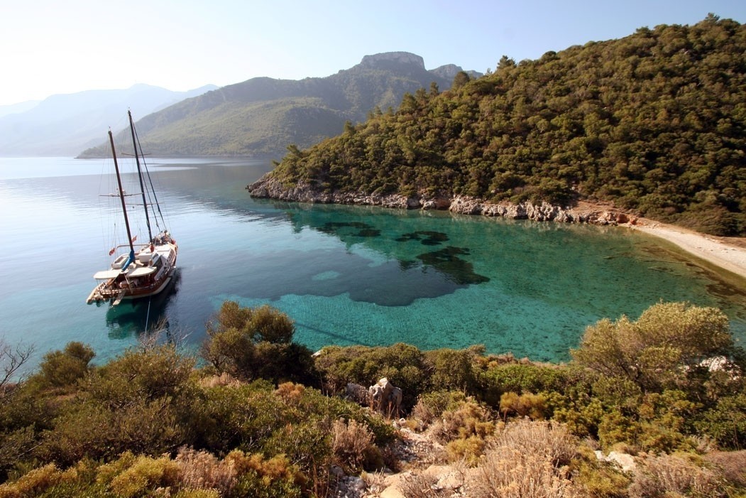 [21m-Yacht-SERENITY-70]-8464-22.jpg