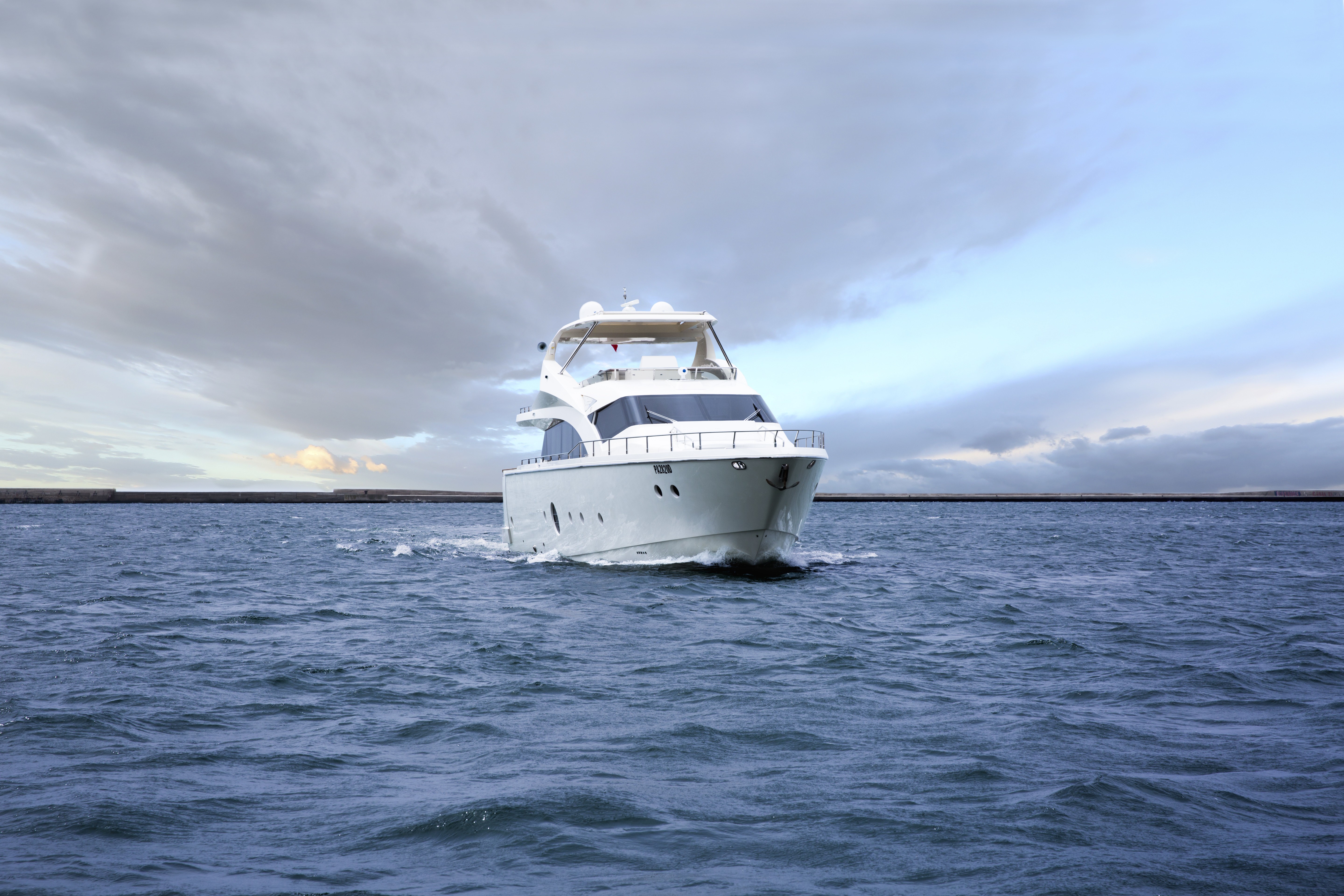 [23m-Yacht-QUESTA-EGRAVE-VITA]-8218-58.jpg