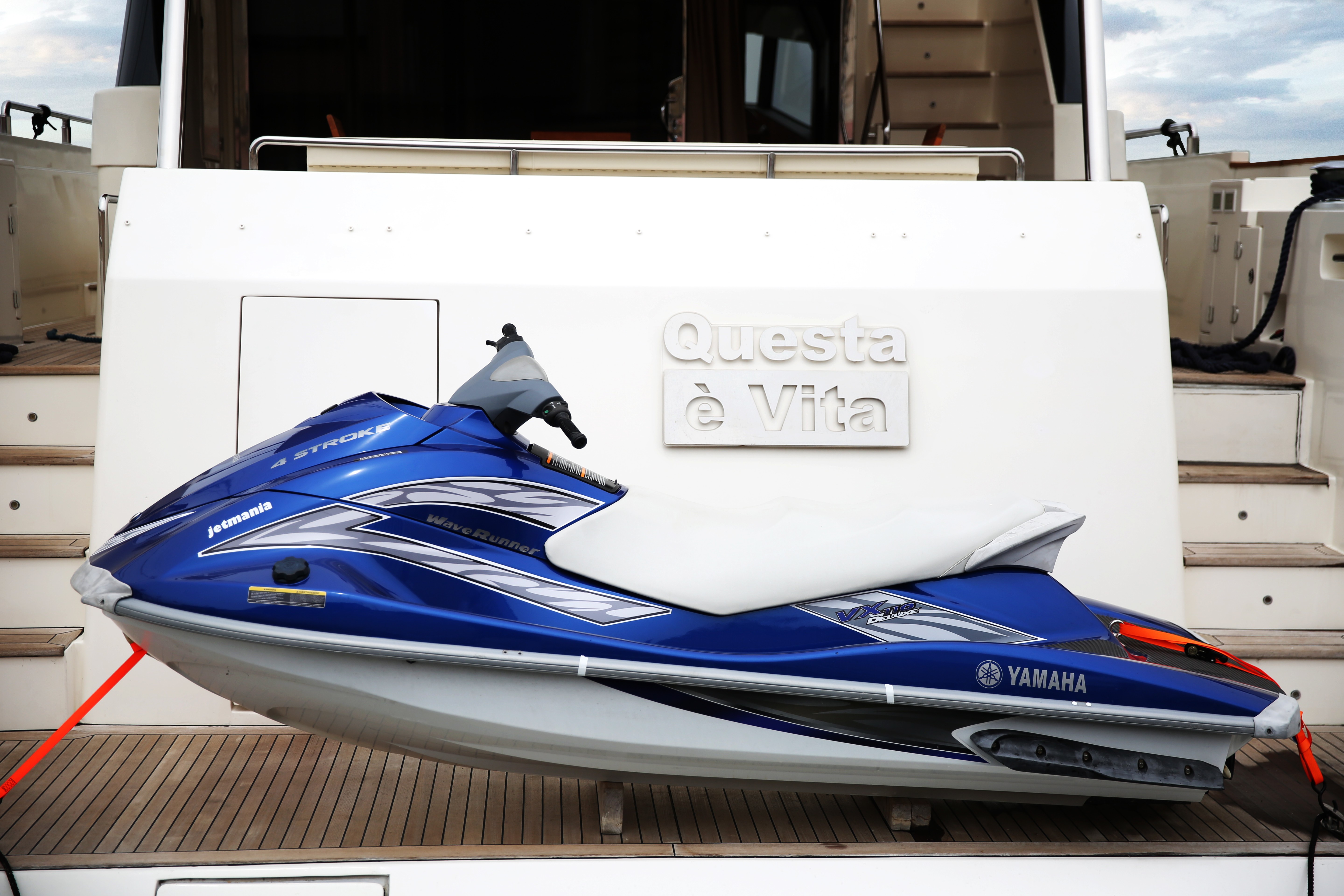 [23m-Yacht-QUESTA-EGRAVE-VITA]-8218-94.jpg