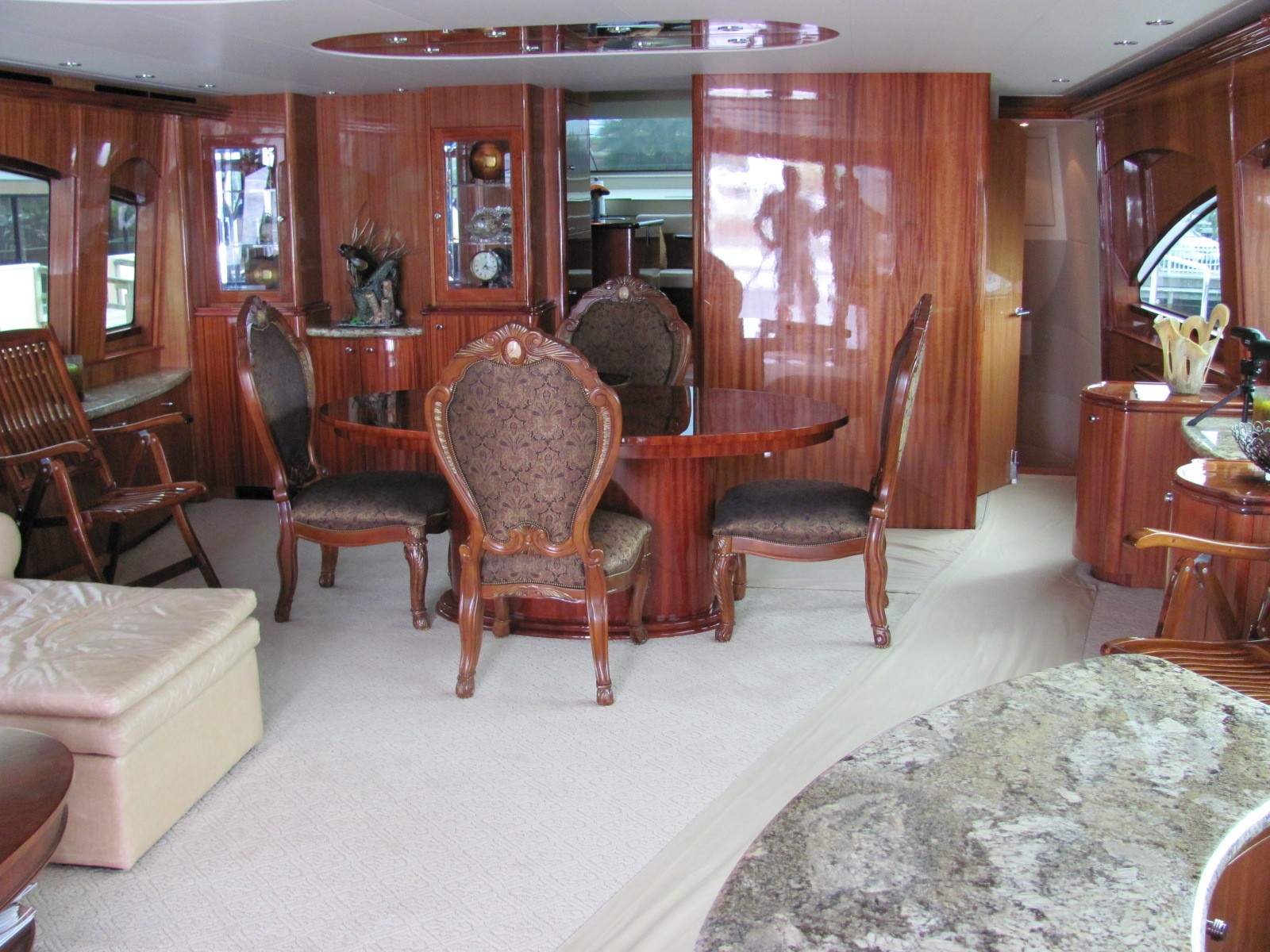 [24m-Yacht-ISLAND-COWBOY]-8442-213.jpg