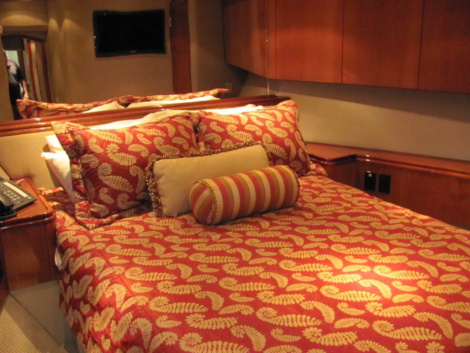 [24m-Yacht-ISLAND-COWBOY]-8442-44.jpg