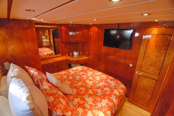 [25m-Yacht-ACQUAVIVA]-8500-184.jpg