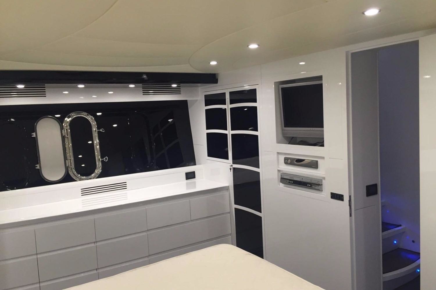 [25m-Yacht-FORZA-8]-8072-129.jpg