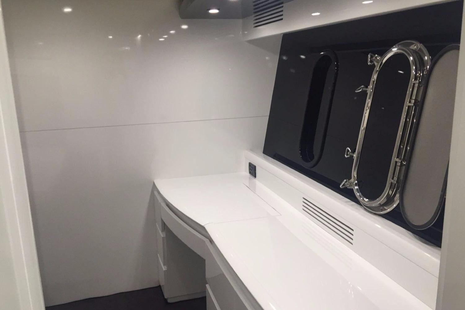 [25m-Yacht-FORZA-8]-8072-172.jpg