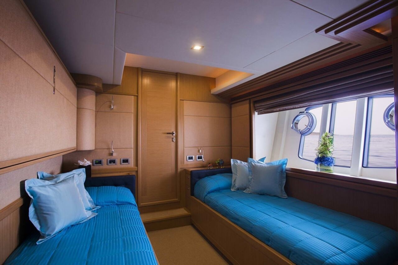 [26m-Yacht-DANA]-8326-112.jpg