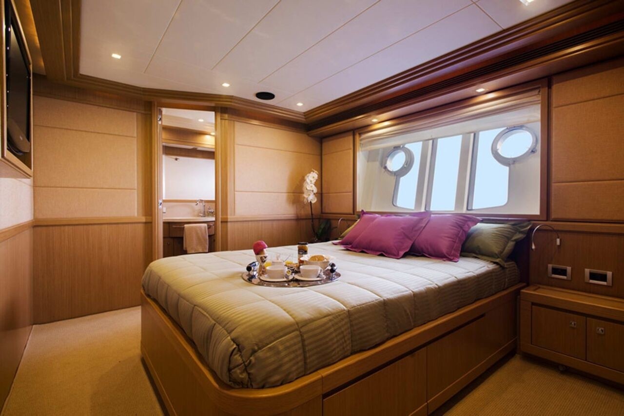 [26m-Yacht-DANA]-8326-157.jpg