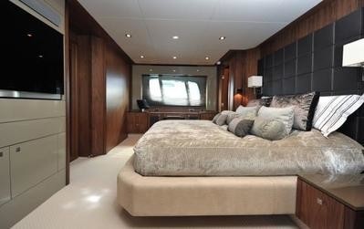 [26m-Yacht-FREE-WILLI]-8205-154.jpg