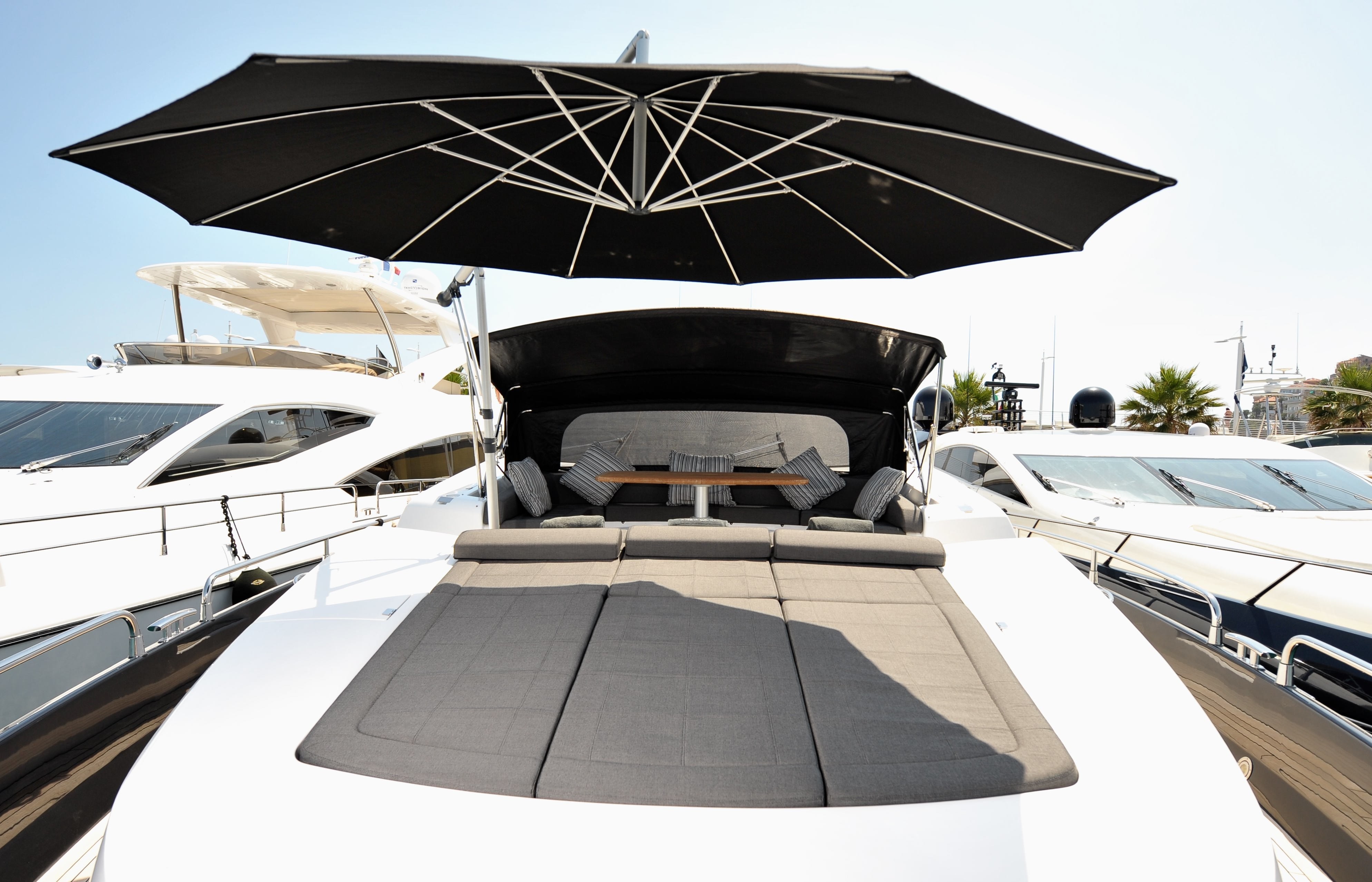[26m-Yacht-FREE-WILLI]-8205-164.jpg