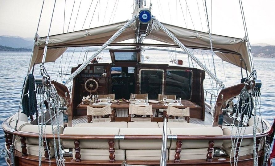 [26m-Yacht-MIKADO]-8676-18.jpg